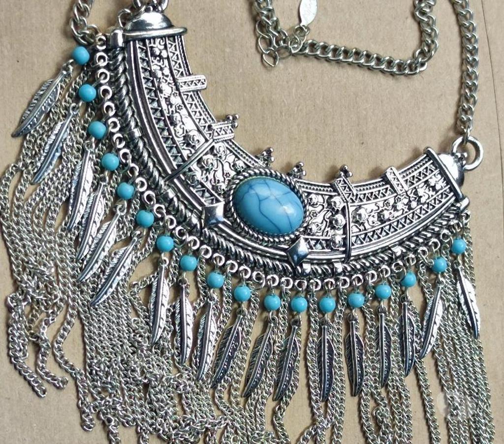 Bijoux occasion Val-d'Oise Bernes sur Oise - 95340 - Photos Vivastreet Superbe Collier Ethnique & Turquoise Voir Motifs