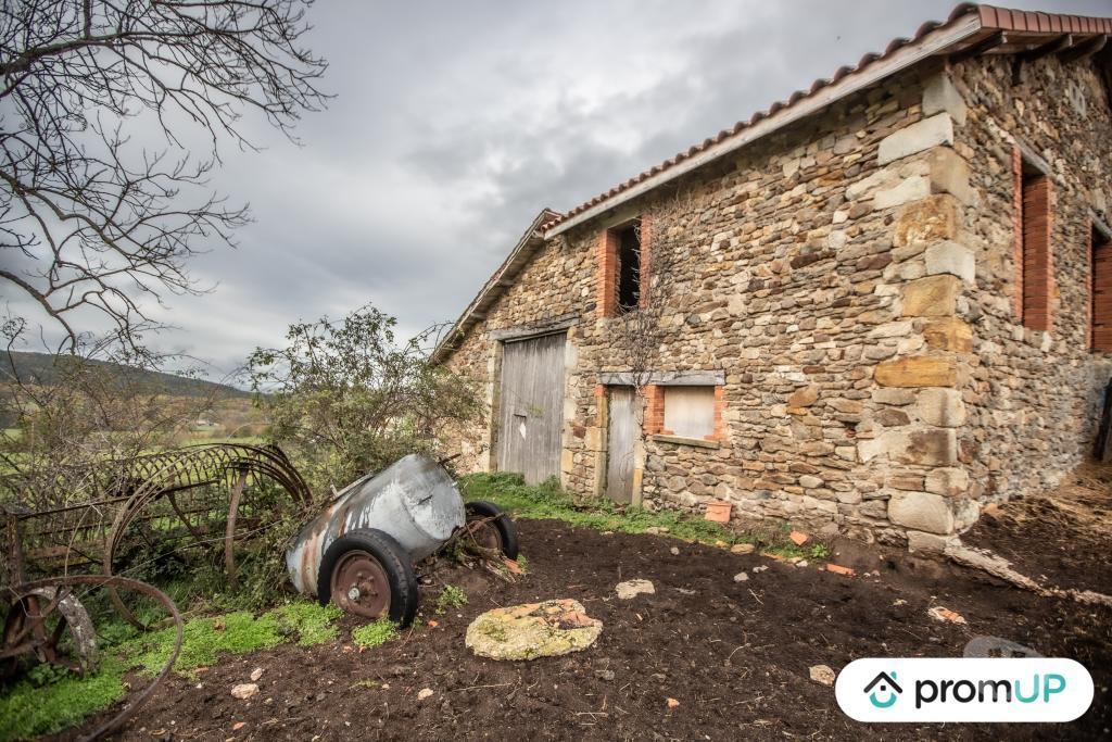 Vente Maison Puy-de-Dôme Bongheat - 63160 - Photos Vivastreet (V4897) Grange à restaurer dans le Puy-de-Dôme