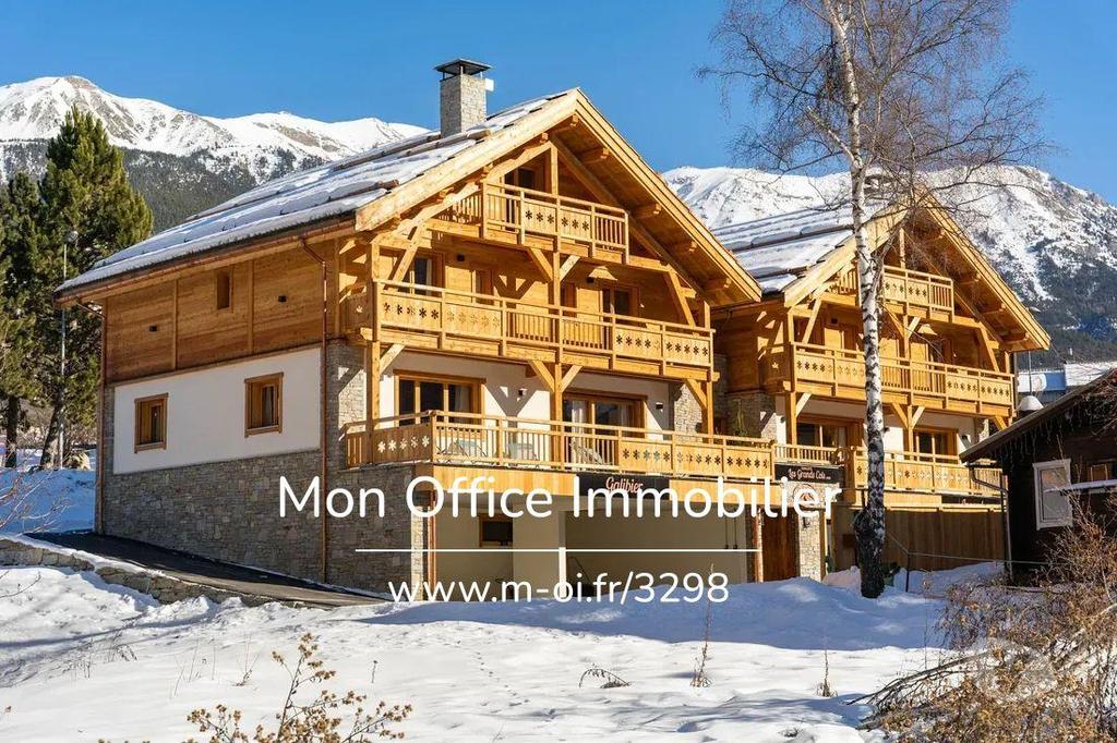 Vente Maison Hautes-Alpes St Chaffrey - 05330 - Photos Vivastreet (3876-MBE.) Référence : 3876-MBE. - Chalet Haut de gamme - 8...