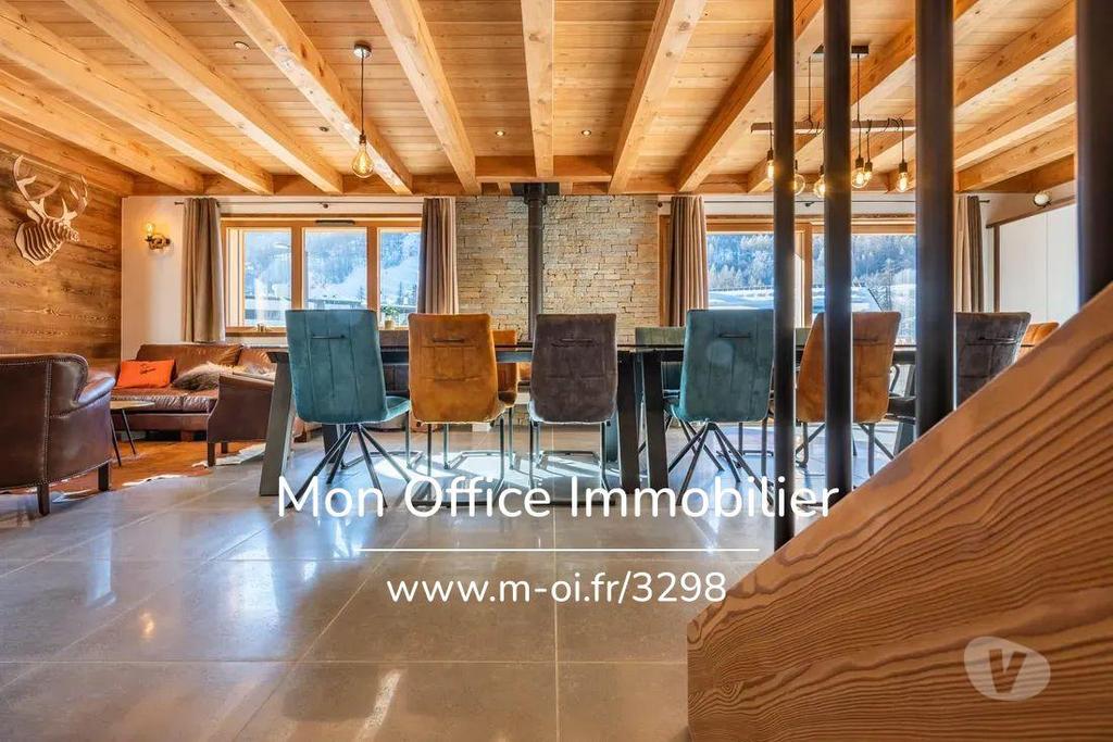 Vente Maison Hautes-Alpes St Chaffrey - 05330 - Photos Vivastreet (3876-MBE.) Référence : 3876-MBE. - Chalet Haut de gamme - 8...