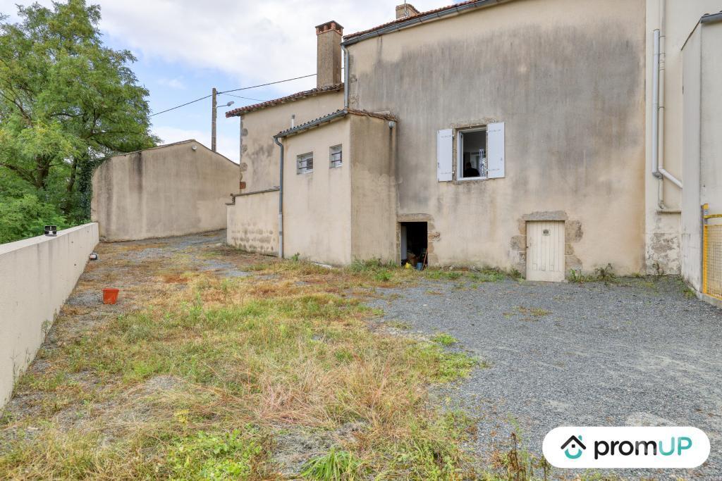 Vente Maison Deux-Sèvres Chiche - 79350 - Photos Vivastreet (V6279) Maison traditionnelle de 98 m2 à CHICHÉ