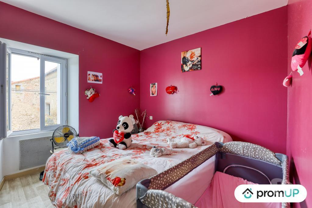 Vente Maison Deux-Sèvres Chiche - 79350 - Photos Vivastreet (V6279) Maison traditionnelle de 98 m2 à CHICHÉ