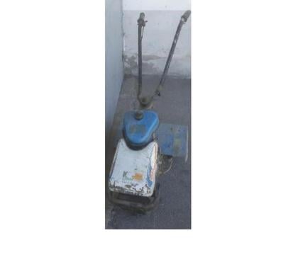 Bricolage - Jardin - Outillage Altkirch Haut-Rhin - Photos Vivastreet STAUB RM4 motoculteur roue motrice avant fraise arrière 40
