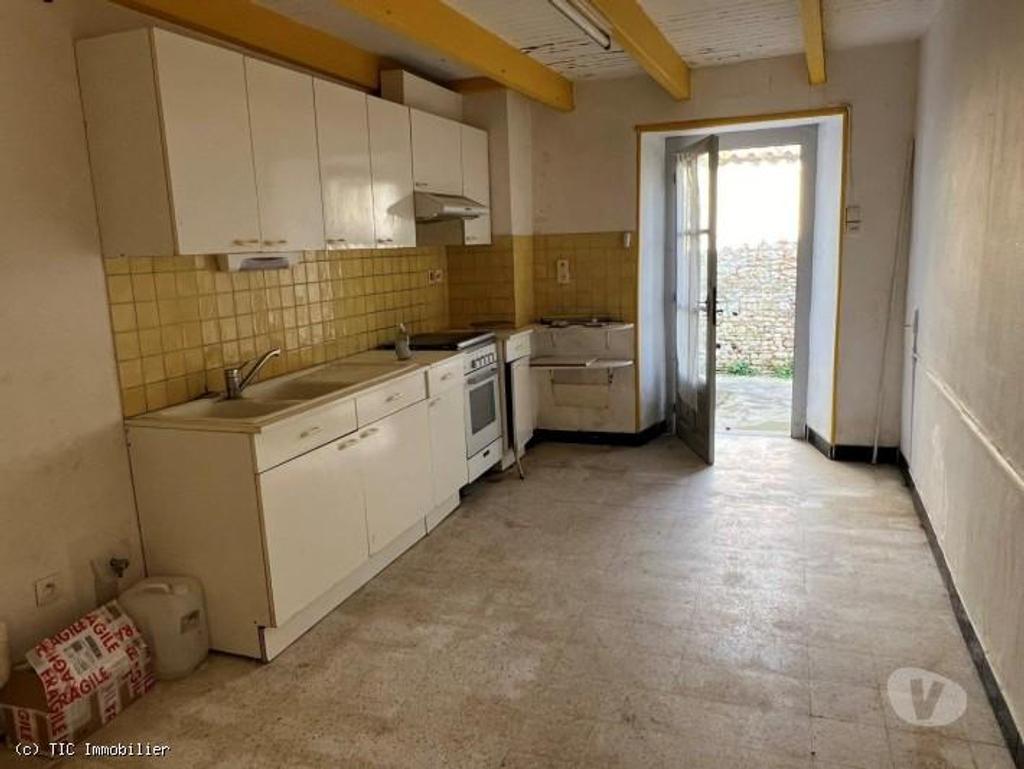 Vente Maison Charente Champagne Mouton - 16350 - Photos Vivastreet Champagne Mouton : 2 Maisons de Ville Mitoyennes Avec La...
