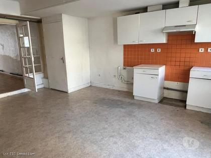 Achat maison Champagne Mouton Charente - Photos Vivastreet Champagne Mouton : 2 Maisons de Ville Mitoyennes Avec La...