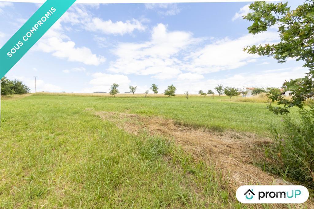 Terrain à vendre Moselle Guenviller - 57470 - Photos Vivastreet (V6787) Terrain constructible de 1110 m2 à Guenviller