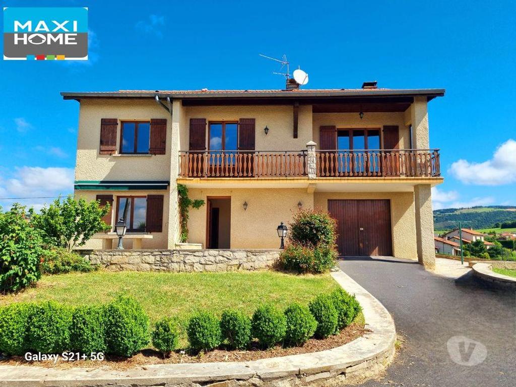 Vente Maison Haute-Loire Le Monteil - 43700 - Photos Vivastreet Maison familiale de 150m², 1000m² de terrain, 6 chambres, 2
