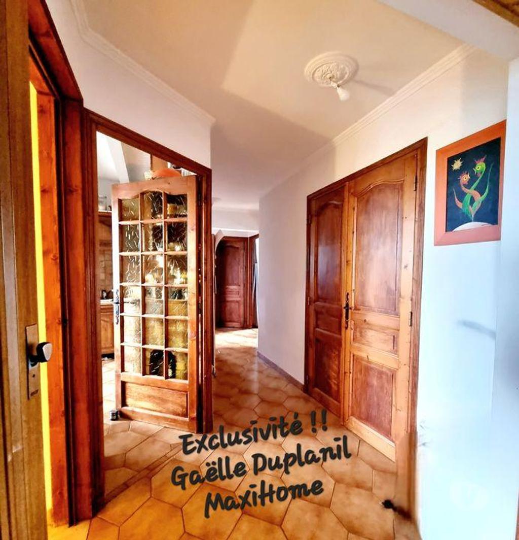 Vente Maison Haute-Loire Le Monteil - 43700 - Photos Vivastreet Maison familiale de 150m², 1000m² de terrain, 6 chambres, 2