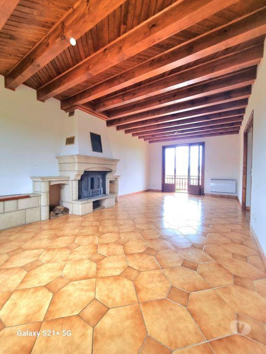 Vente Maison Haute-Loire Le Monteil - 43700 - Photos Vivastreet Maison familiale de 150m², 1000m² de terrain, 6 chambres, 2