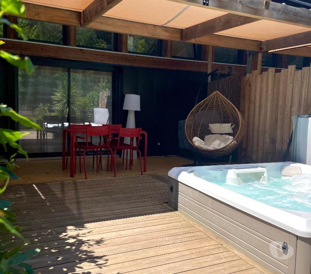 location saisonniere Aveyron St Affrique - 12400 - Photos Vivastreet Ecolodge de 2 à 4 personnes avec spa privatif