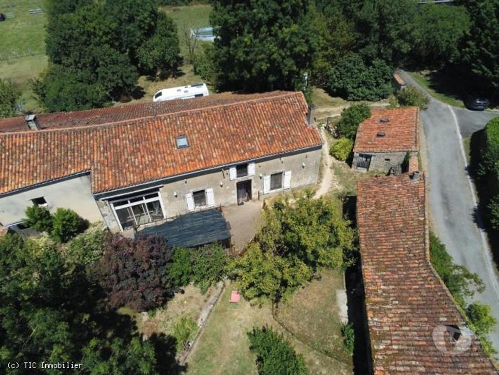 Vente Maison Charente Villefagnan - 16240 - Photos Vivastreet Belle Maison Ancienne avec Grand Terrain et Nombreuses...