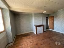 Maison à restaurer mais habitable avec grange vitrée sur empla