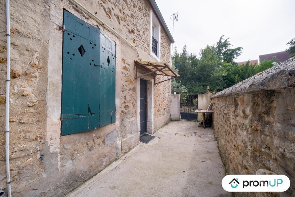 Vente Maison Essonne Evry - 91000 - Photos Vivastreet (V6824) Ensemble immobilier de 130 m2 à ÉVRY