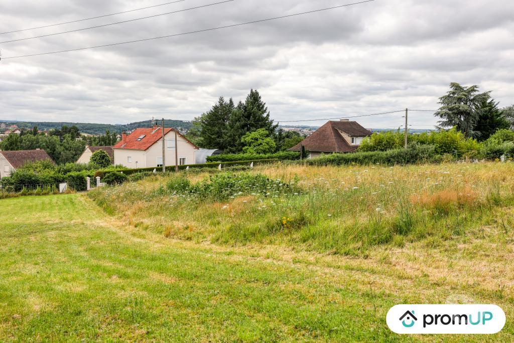 Terrain à vendre Allier Montlucon - 03100 - Photos Vivastreet (V6809) Terrain constructible de 1403 m2 à MONTLUÇON