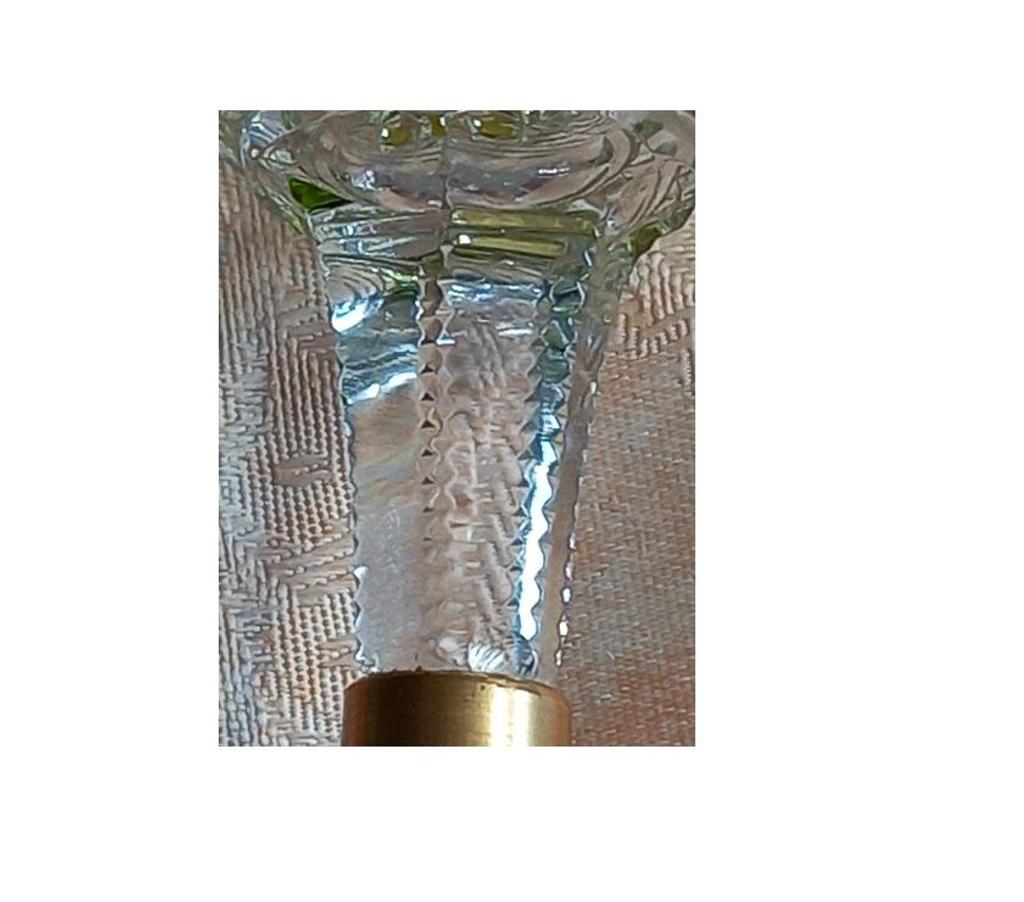Ameublement & art de la table Var Bormes les Mimosas - 83230 - Photos Vivastreet RARISSIME ET ORIGINAL VERRE A PIED CRISTAL TAILLÉ