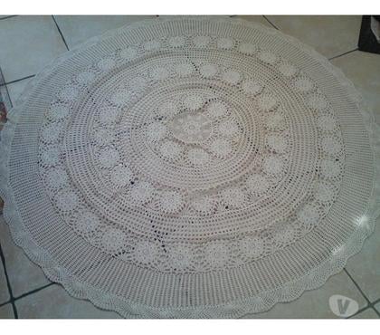Ameublement - art de la table Bormes les Mimosas Var - Photos Vivastreet NAPPE RONDE EN DENTELLECOTON AU CROCHETfaite main