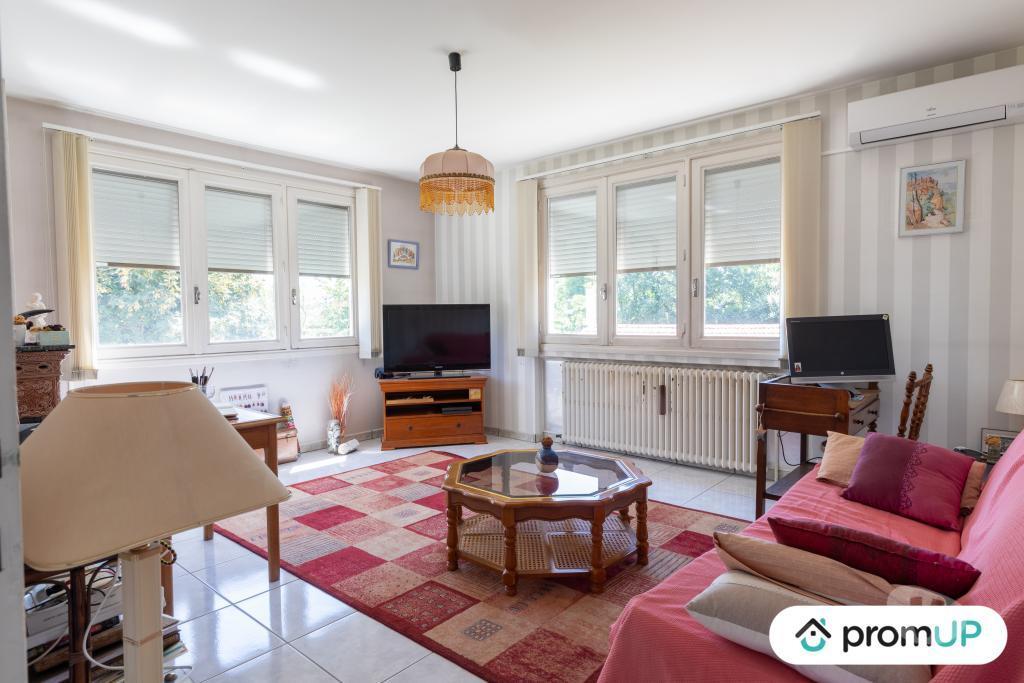 Vente Maison Loire St Cyprien - 42160 - Photos Vivastreet (V6825) Maison individuelle de 178 m2 à SAINT-CYPRIEN