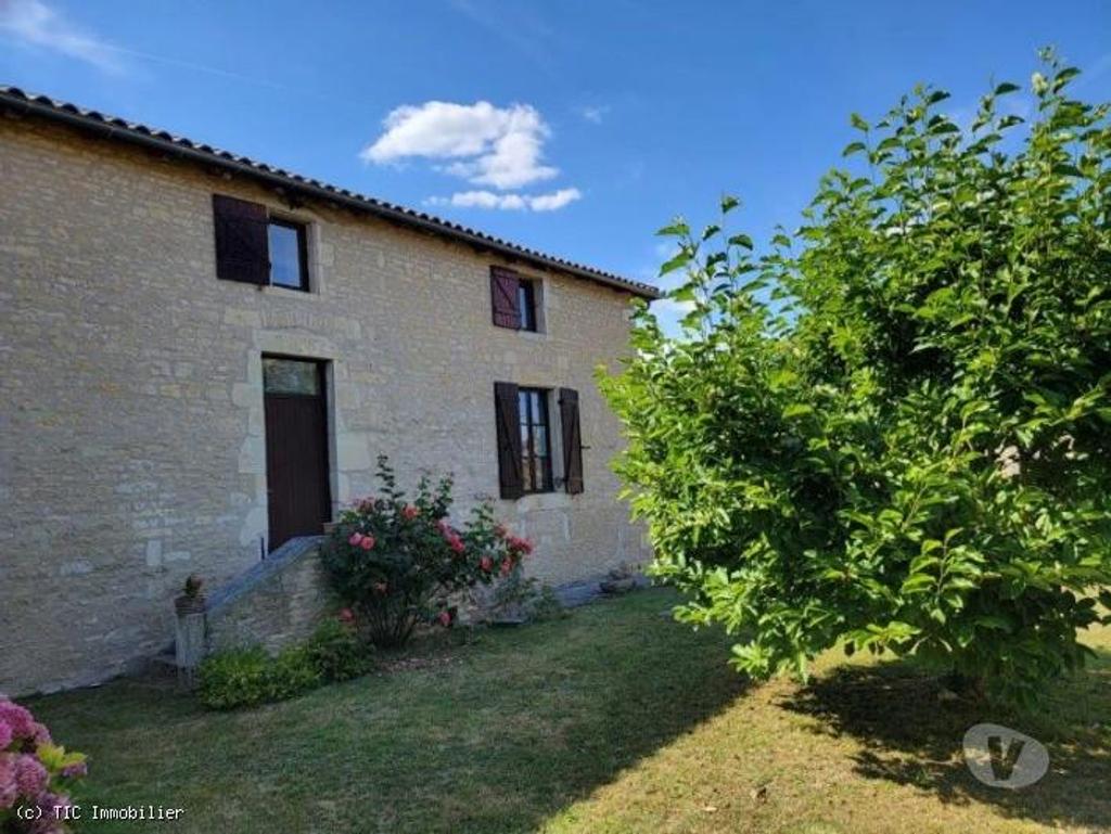 Vente Maison Charente Ruffec - 16700 - Photos Vivastreet Belle Maison en Pierre avec de Nombreuses Dépendances au...
