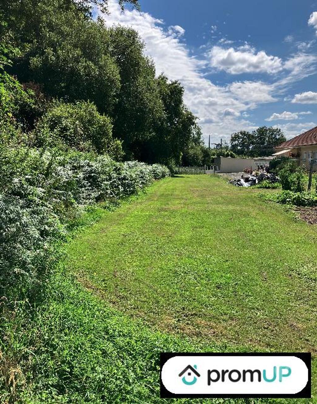 Terrain à vendre Creuse La Souterraine - 23300 - Photos Vivastreet (V6791) Terrain constructible de 9774 m2 à LA SOUTERRAINE
