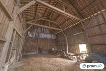 (V6829) Terrain constructible de 2649 m2 à MERGEY