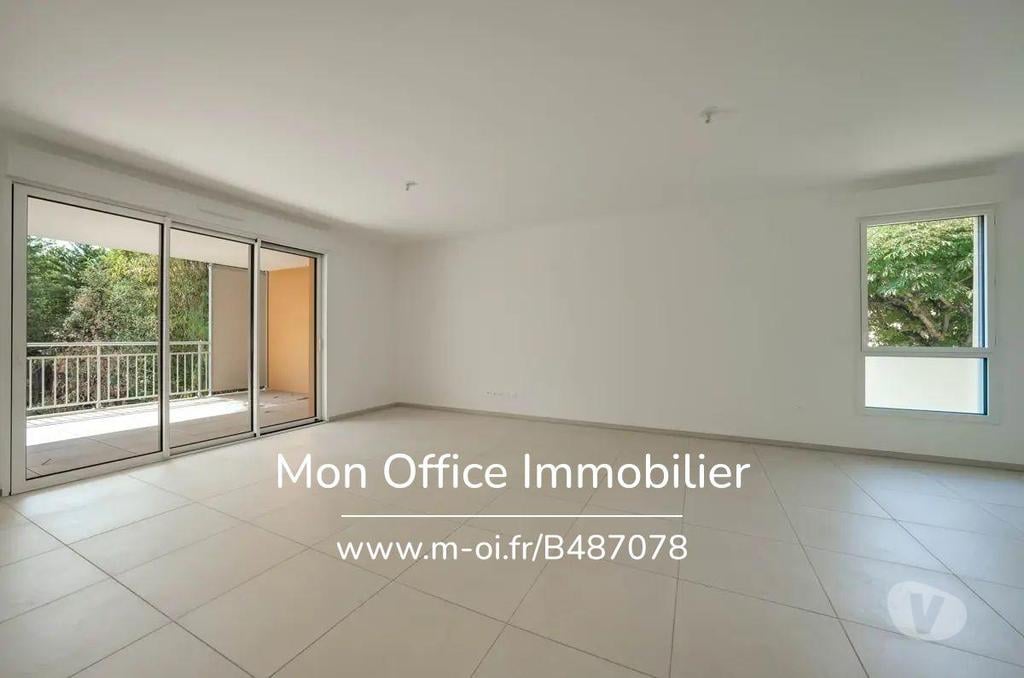 Appartements à vendre Bouches-du-Rhône Aix en Provence - Photos Vivastreet (B487078-NAM) Référence : B487078-NAM - Appartement 4 pièces