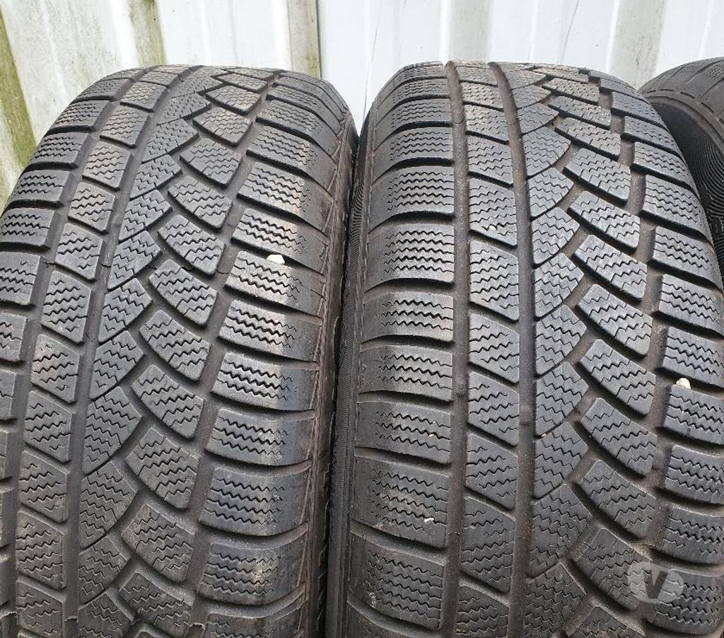 Pièces et services auto Loire St Etienne - Photos Vivastreet 4 roues neige Alu 235 65 17 104H Continental Mercedes CLA