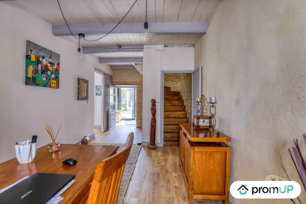 Vente Maison Charente-Maritime La Jarrie - 17220 - Photos Vivastreet (V6836) Maison de 150 m2 à LA ROCHELLE