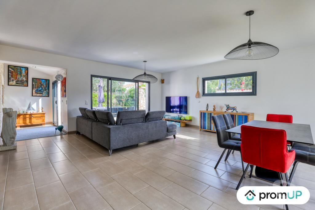 Vente Maison Charente-Maritime La Jarrie - 17220 - Photos Vivastreet (V6836) Maison de 150 m2 à LA ROCHELLE
