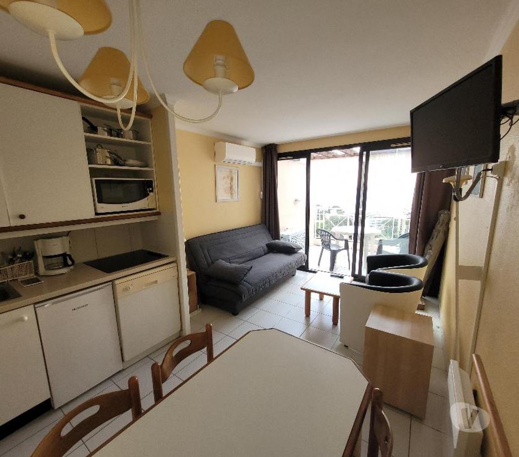 location saisonniere Alpes-Maritimes Cannes la Bocca - 06150 - Photos Vivastreet Cannes Bocca: STUDIO (4pers), clim, piscine, vue pano mer