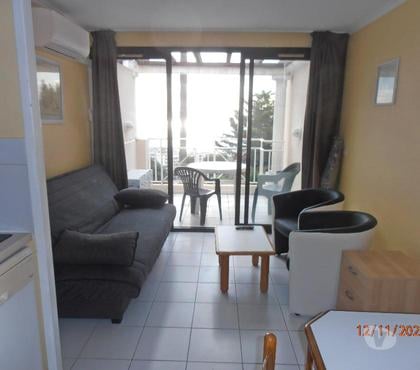 Location vacances Cannes la Bocca Alpes-Maritimes - Photos Vivastreet Cannes Bocca: STUDIO (4pers), clim, piscine, vue pano mer