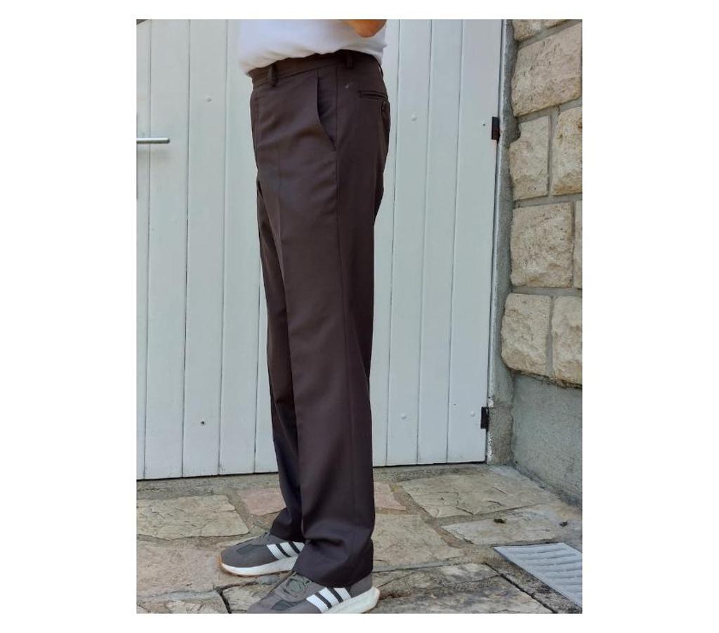 Vêtements occasion Essonne Bievres - 91570 - Photos Vivastreet Pantalon homme 41 neuf