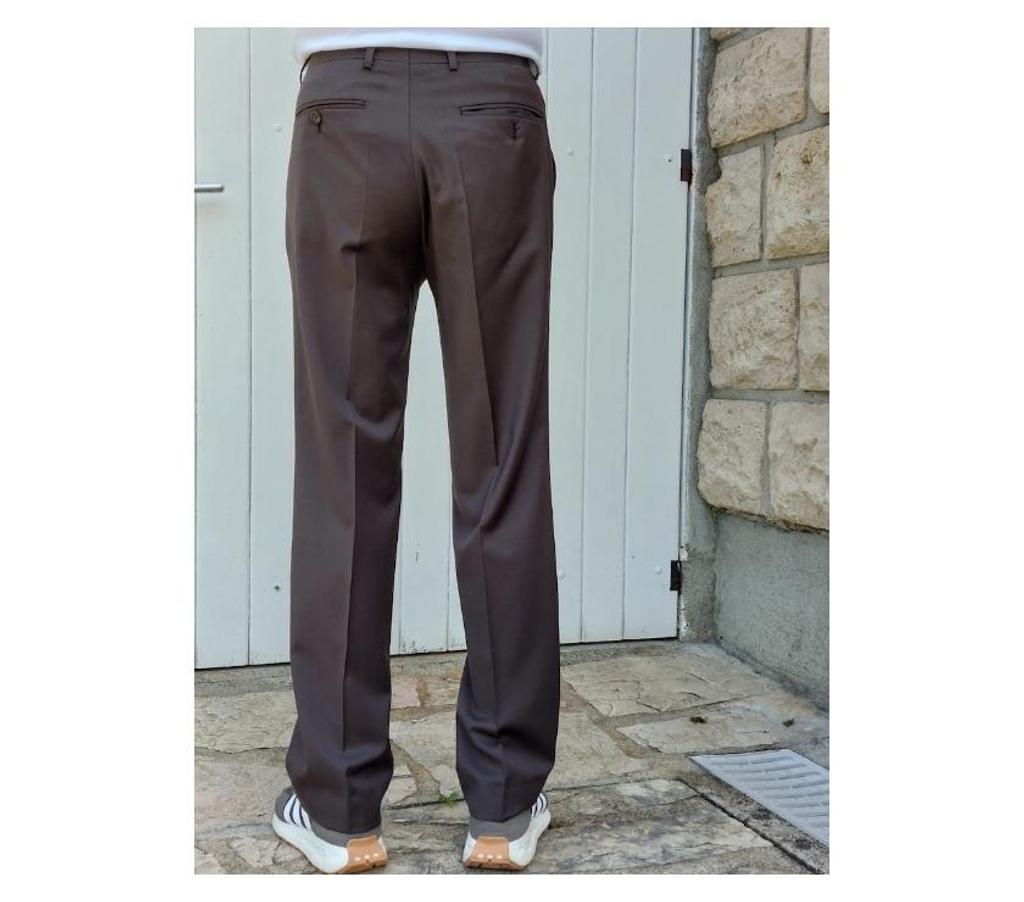 Vêtements occasion Essonne Bievres - 91570 - Photos Vivastreet Pantalon homme 41 neuf