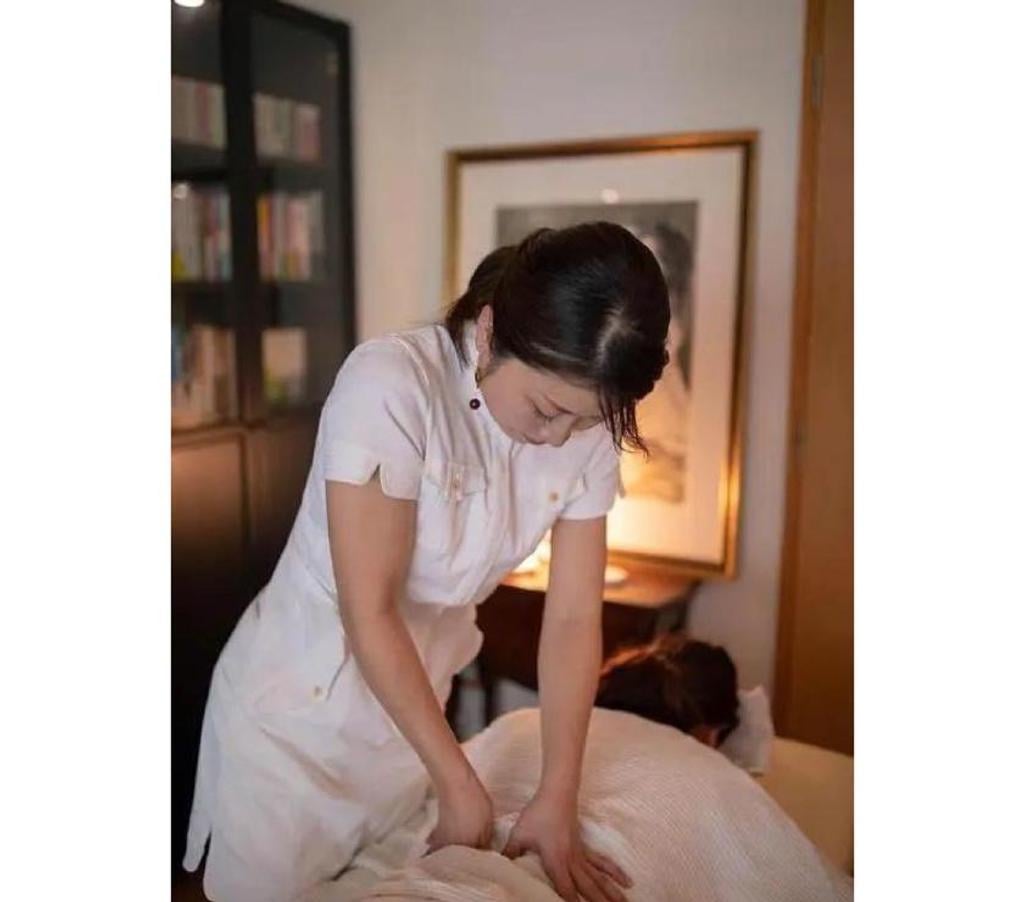 Massages Hauts-de-Seine Courbevoie - 92400 - Photos Vivastreet 0768299456 Courbevoie super salon de massage