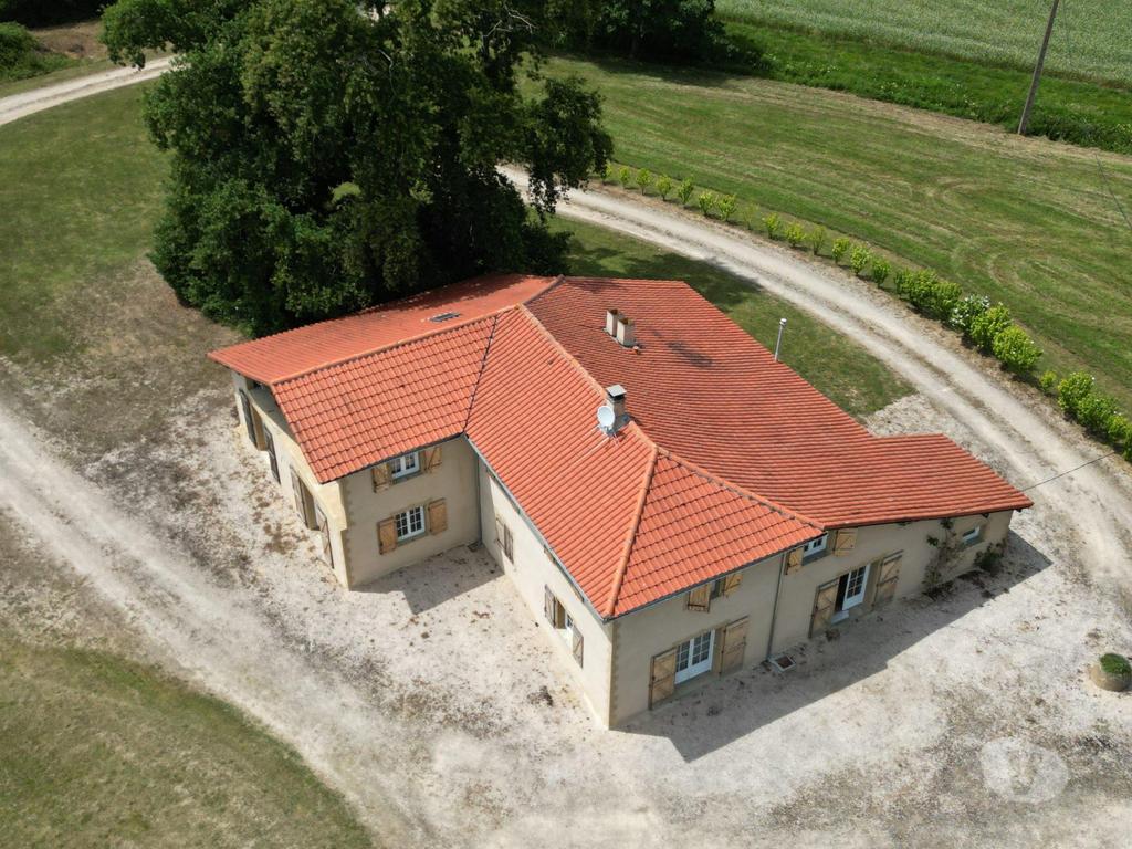 Vente Maison Gers Barcugnan - 32170 - Photos Vivastreet Maison de Campagne avec Gîte à terminer