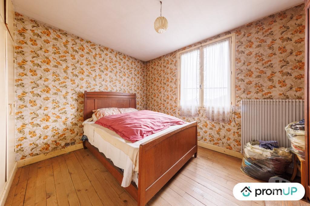Vente Maison Puy-de-Dôme La Renaudie - 63930 - Photos Vivastreet (V6846) Maison ancienne de 90 m2 à LA RENAUDIE