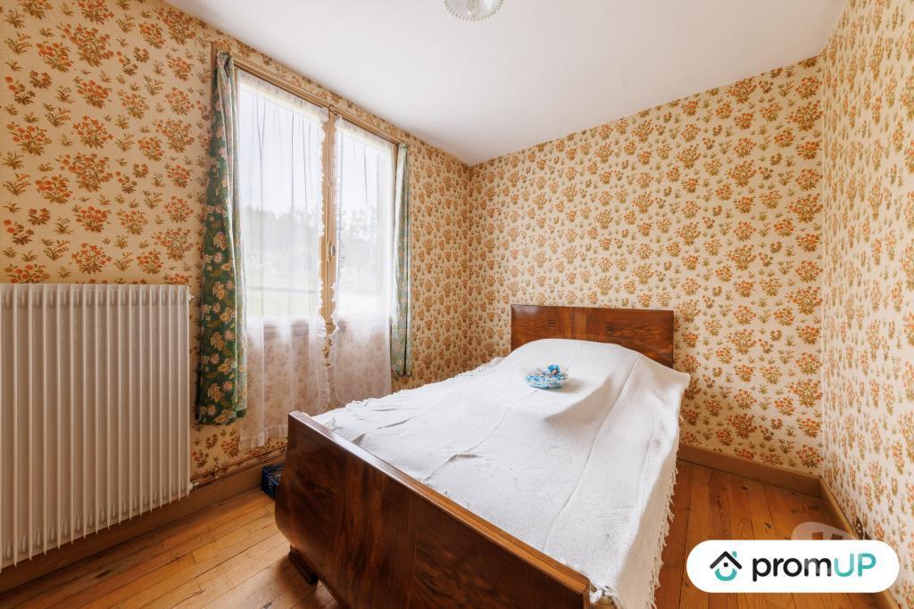 Vente Maison Puy-de-Dôme La Renaudie - 63930 - Photos Vivastreet (V6846) Maison ancienne de 90 m2 à LA RENAUDIE