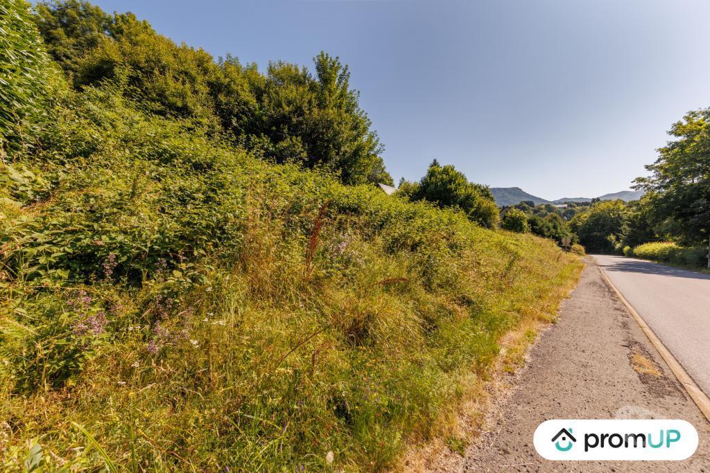 Terrain à vendre Puy-de-Dôme Murat le Quaire - 63150 - Photos Vivastreet (V6778) Terrain constructible de 800 m2 à MURAT-LE-QUAIRE