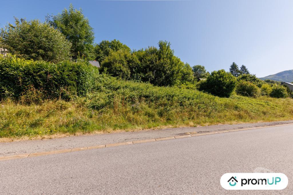 Terrain à vendre Puy-de-Dôme Murat le Quaire - 63150 - Photos Vivastreet (V6778) Terrain constructible de 800 m2 à MURAT-LE-QUAIRE