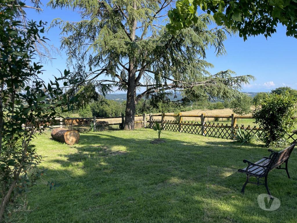 Vente Maison Gers Mielan - 32170 - Photos Vivastreet Site au coeur de la campagne 5 Hect vue imprenable sur les Pyr?