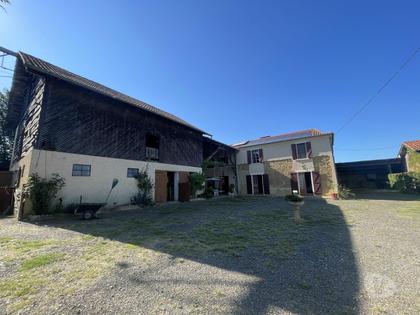 Vente Maison Mielan Gers - Photos Vivastreet Site au coeur de la campagne 5 Hect vue imprenable sur les Pyr?