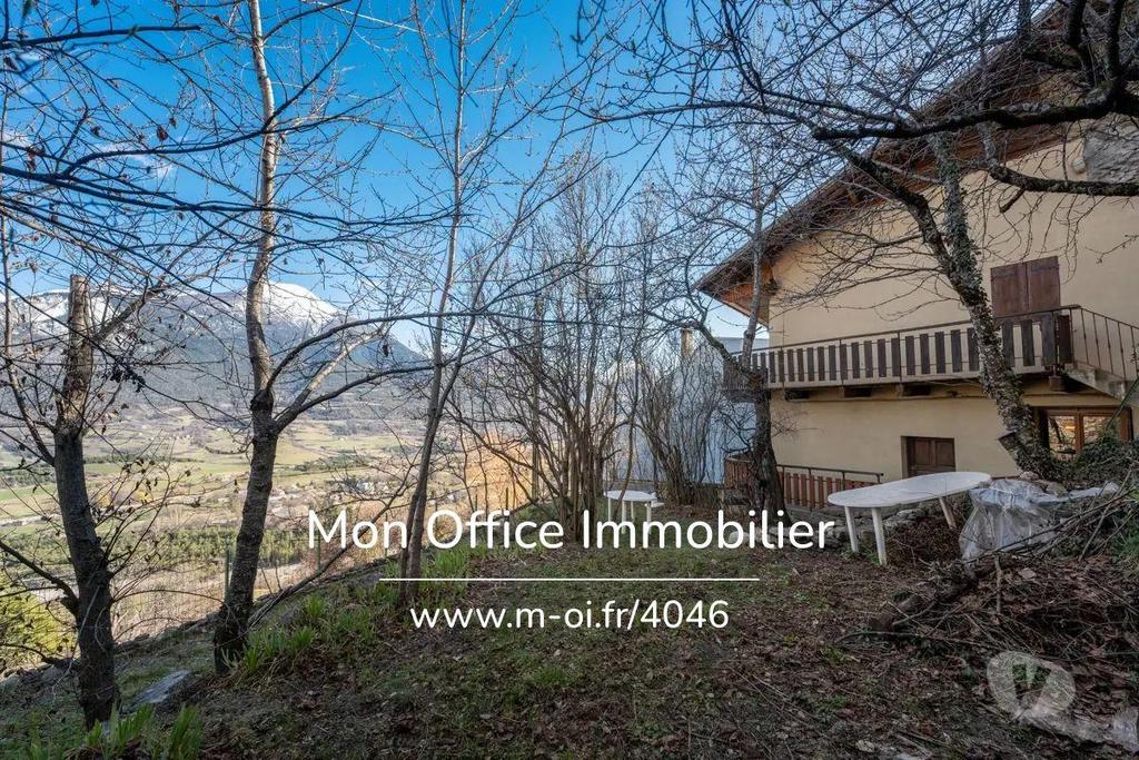 Appartements à vendre Hautes-Alpes Chateauroux les Alpes - 05380 - Photos Vivastreet (4586-MTE) Référence : 4586-MTE - Type 4 - 70m2 à rafraîchir...