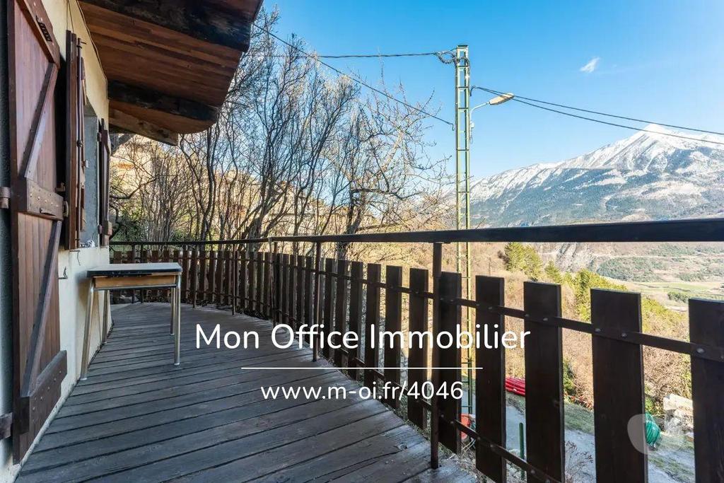 Appartements à vendre Hautes-Alpes Chateauroux les Alpes - 05380 - Photos Vivastreet (4586-MTE) Référence : 4586-MTE - Type 4 - 70m2 à rafraîchir...