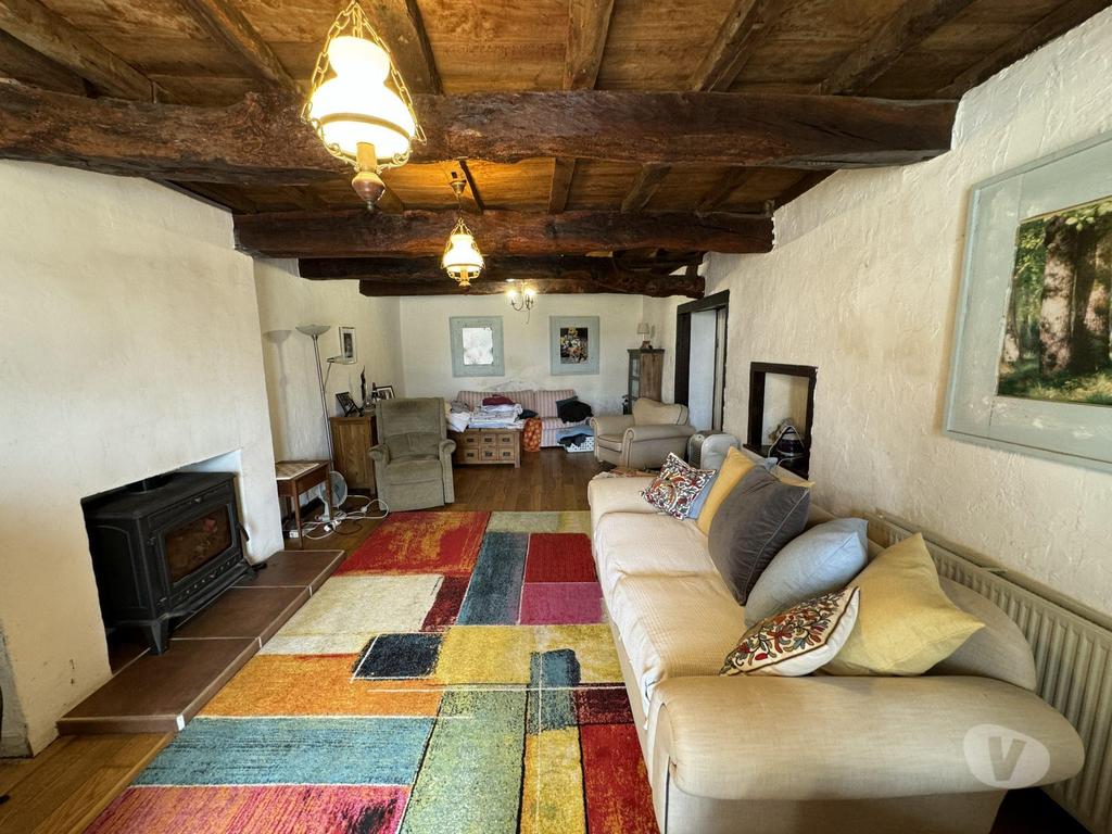 Vente Maison Gers Mirande - 32300 - Photos Vivastreet Opportunité Unique : Ensemble de Maison et gites dans le Sud-Ou