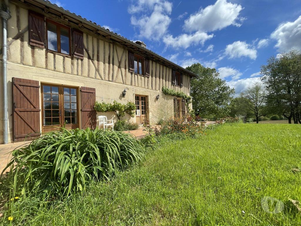Vente Maison Gers Masseube - 32140 - Photos Vivastreet Maison dans un millier d'arbres