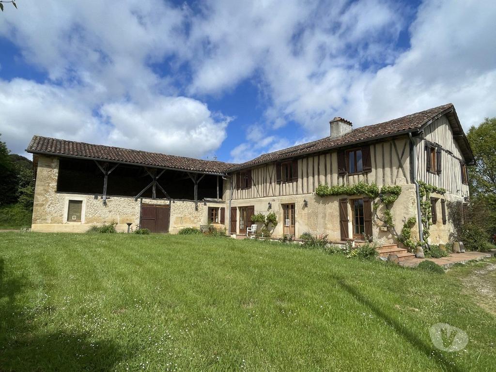 Vente Maison Gers Masseube - 32140 - Photos Vivastreet Maison dans un millier d'arbres