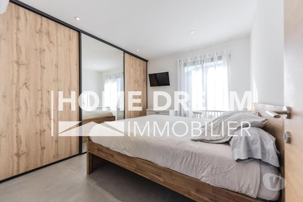 Vente Maison Var Six Fours les Plages - 83140 - Photos Vivastreet VILLA Standing T4 piscine de 2020 -...