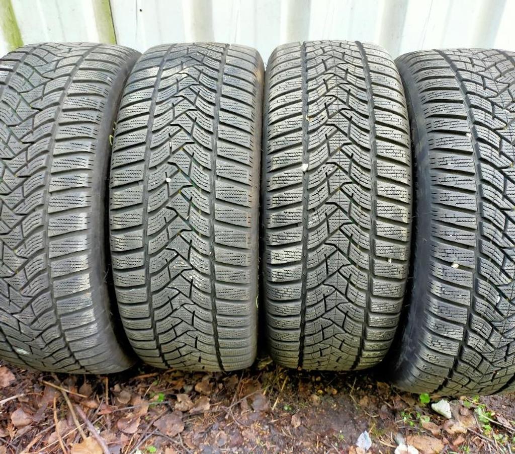 Pièces et services auto Loire St Etienne - Photos Vivastreet 4 roues neige Alu 225 45 17 94V Dunlop Renault Mégane