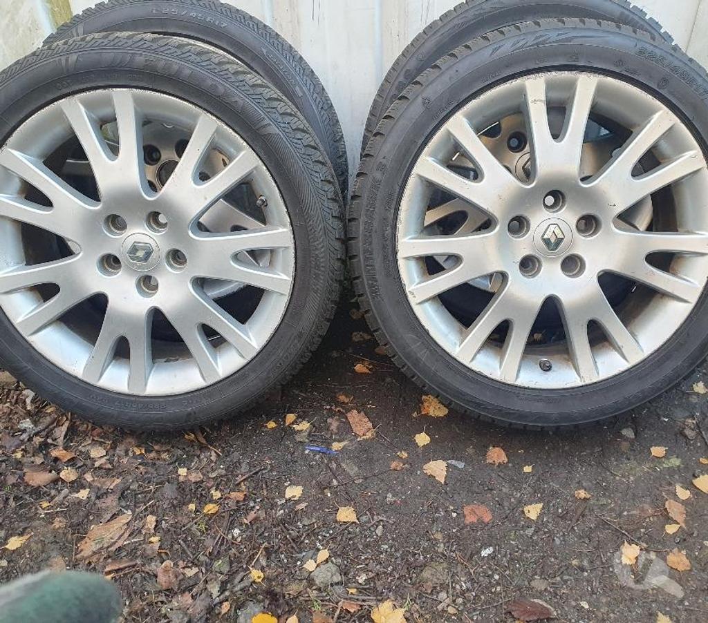 Pièces et services auto Loire St Etienne - Photos Vivastreet 4 roues neige alu 225 45 17 91H Renault Laguna 2 envoi poss