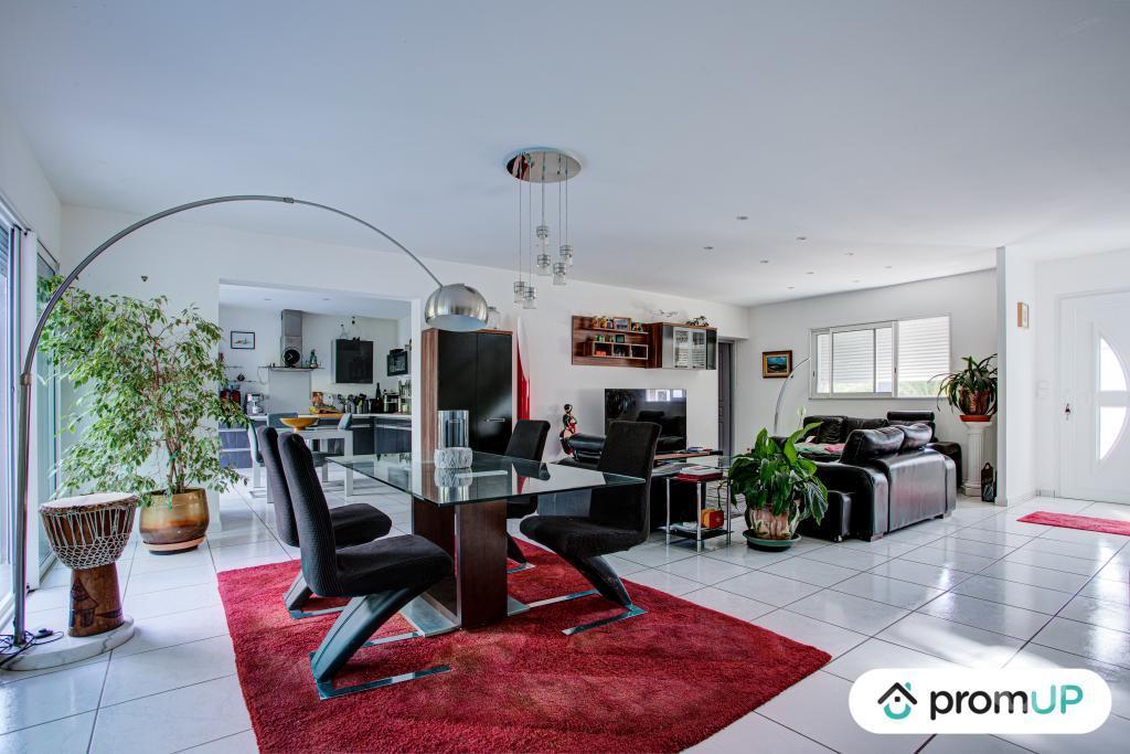 Vente Maison Hérault Agde - 34300 - Photos Vivastreet (V6845) Maison contemporaine de 150 m2 à AGDE