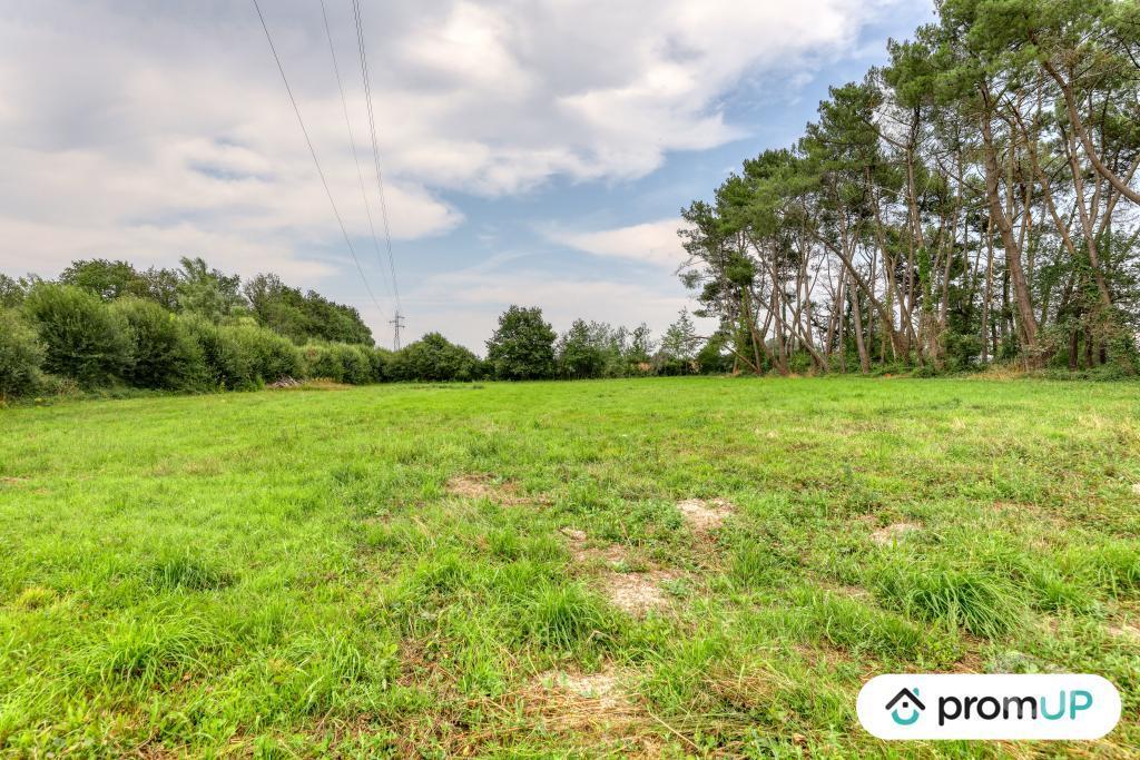 Terrain à vendre Sarthe St Mars la Briere - 72470 - Photos Vivastreet (VT952) Terrain de loisir de 874m² situé à Saint-Mars-la-Brière